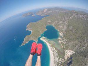 Gleitschirmfliegen in Fethiye Ölüdeniz 1800 Meter über dem Meer